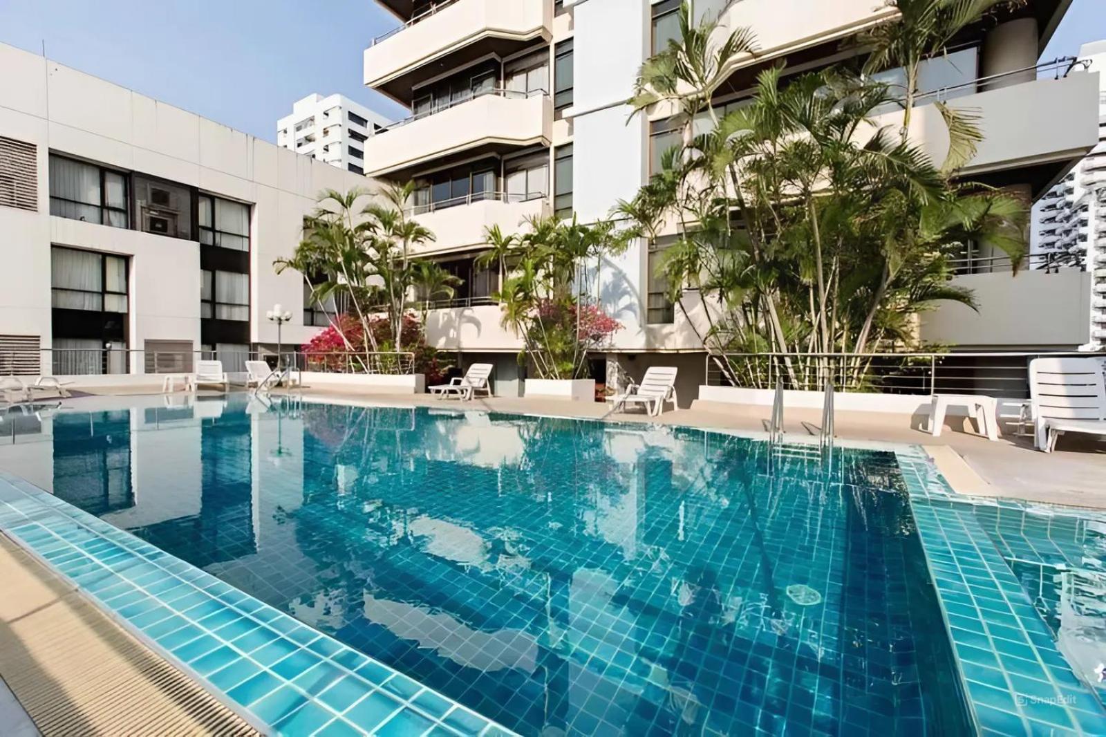 Nantiruj Tower - นันทิรุจ ทาวเวอร์ เซอร์วิสอพาร์ทเม้นท์ สุขุมวิท ซอย 8 Apartment Bangkok Ngoại thất bức ảnh