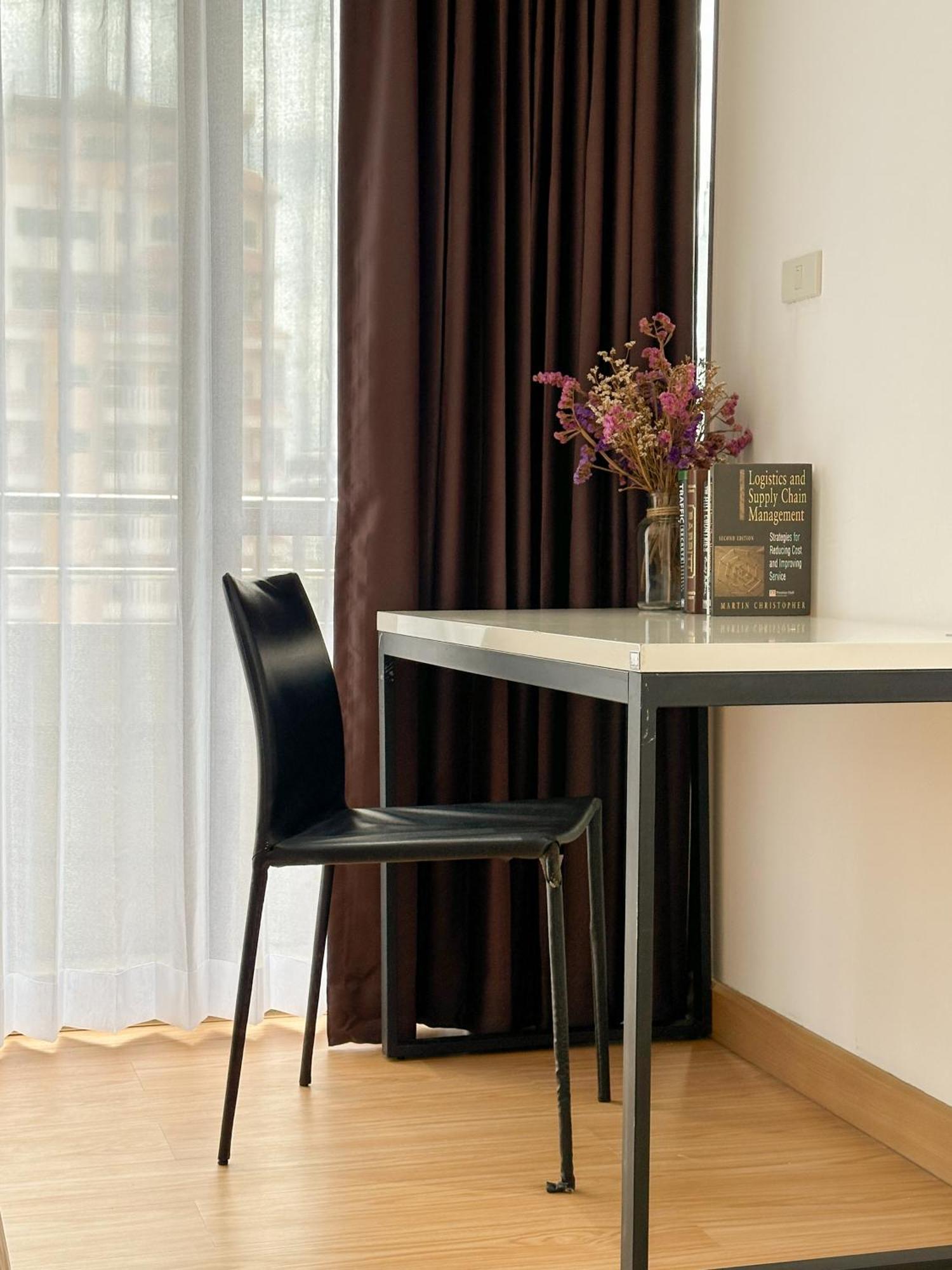 Nantiruj Tower - นันทิรุจ ทาวเวอร์ เซอร์วิสอพาร์ทเม้นท์ สุขุมวิท ซอย 8 Apartment Bangkok Ngoại thất bức ảnh