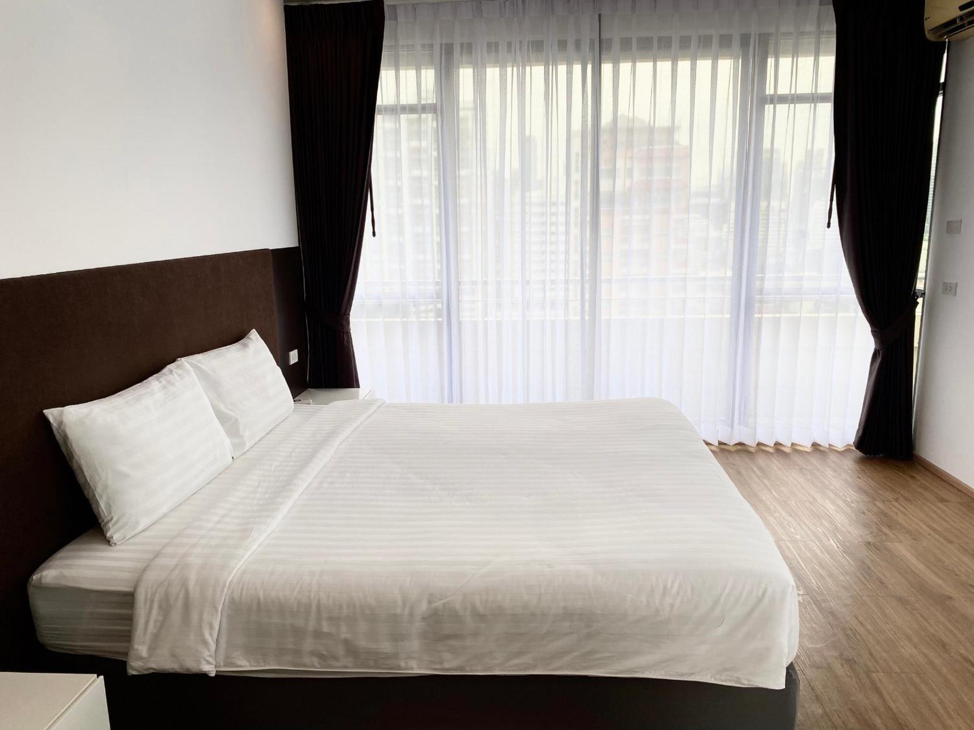 Nantiruj Tower - นันทิรุจ ทาวเวอร์ เซอร์วิสอพาร์ทเม้นท์ สุขุมวิท ซอย 8 Apartment Bangkok Ngoại thất bức ảnh