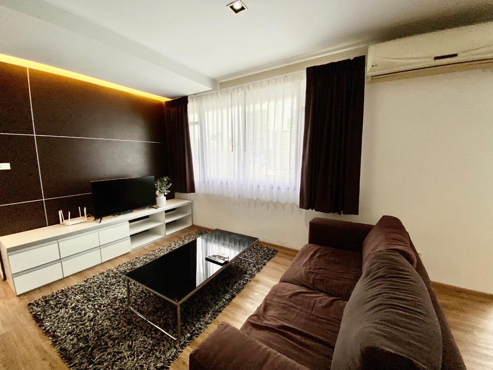 Nantiruj Tower - นันทิรุจ ทาวเวอร์ เซอร์วิสอพาร์ทเม้นท์ สุขุมวิท ซอย 8 Apartment Bangkok Ngoại thất bức ảnh
